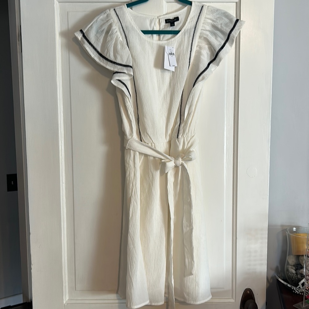 Flutter sleeve summer dress